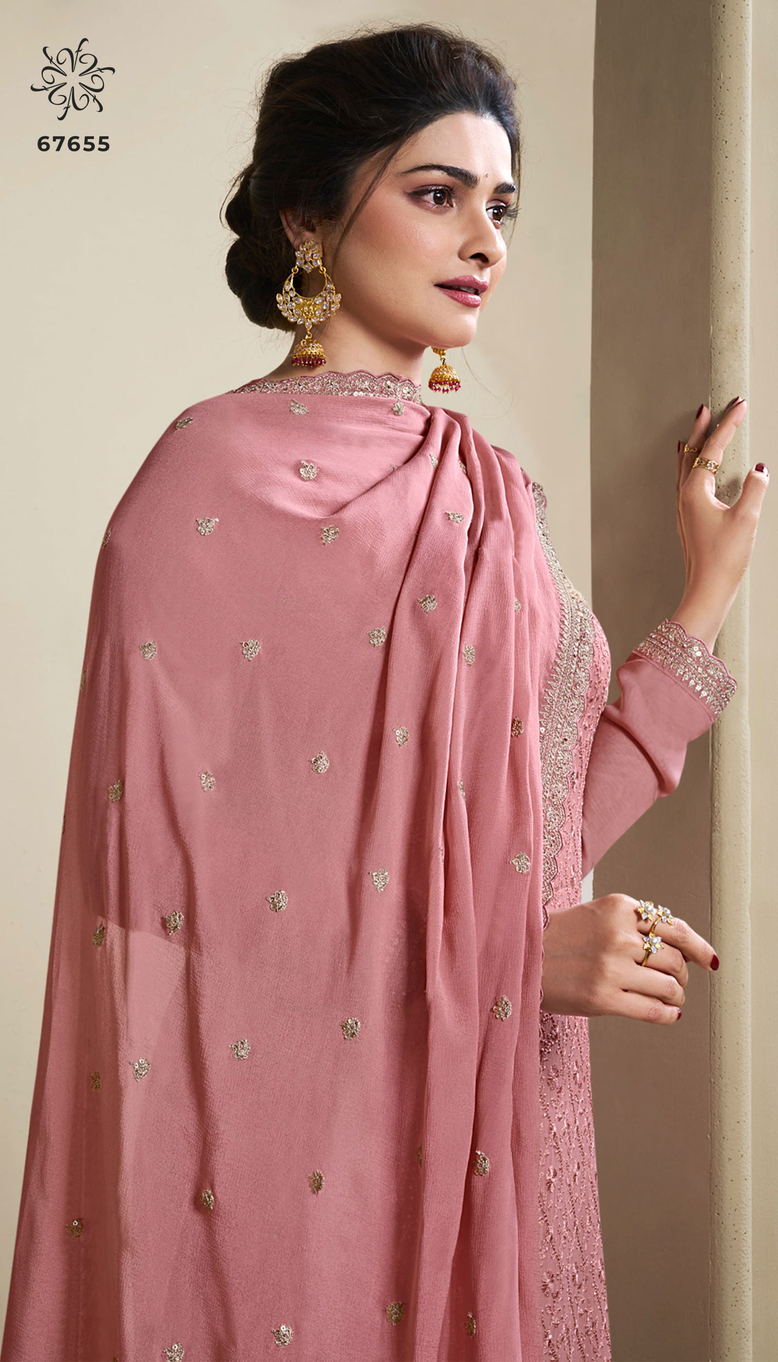 Saroj By Vinay Kuleesh Organza Designer Salwar Suits Wholesale Price In Surat
